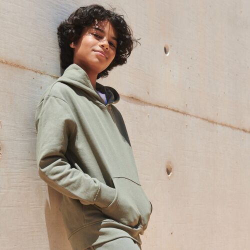 Kids sustainable fashion hoodie Thumbnail